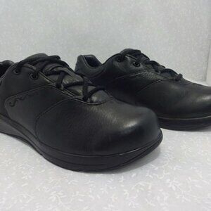 New Balance 901 Women's Size 9.5 B US Black Walking/Diabetic Shoes WW901BK